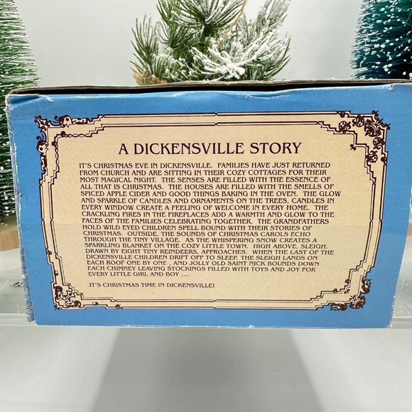 Vintage Noma Dickensville Porcelain Tree Stand Christmas Holiday Village Decor - Picture 9 of 14